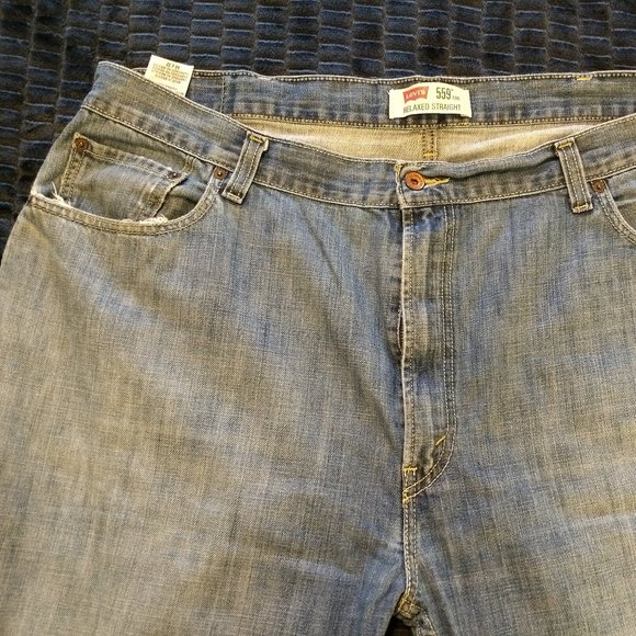 Levi's 559 relaxed fit straight leg jeans 44 x 32 - Picture 8 of 13